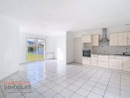 vente maison à guiclan (29410) : à vendre / 80m² guiclan