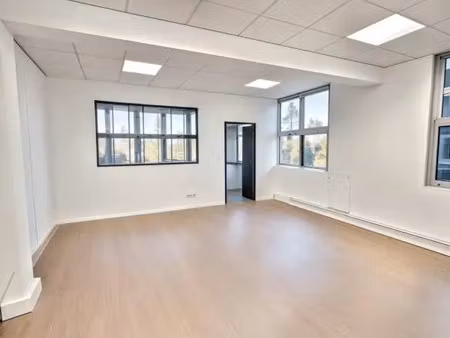 à vendre  bureau  90m² villiers-sur-marne