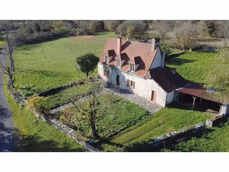maison en pierre avec terrain