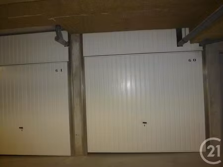 parking à louer - 12 m2 - la ciotat - 13 - provence-alpes-cote-d-azur