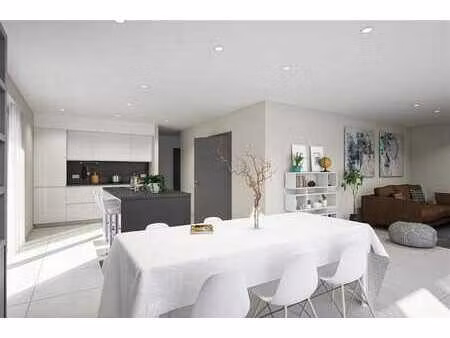 appartement 2 chambres au 1er étage avec assenceur!