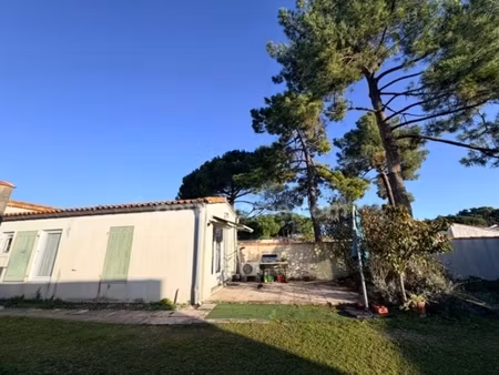 maison indépendante à vendre 2 pièces à la flotte 17630