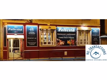 local commercial du restaurant traditionnel franco-italien 1