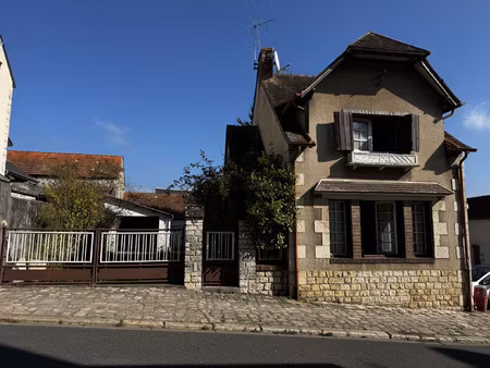 maison à vendre avec 2 chambres à ouzouer-sur-trézée
