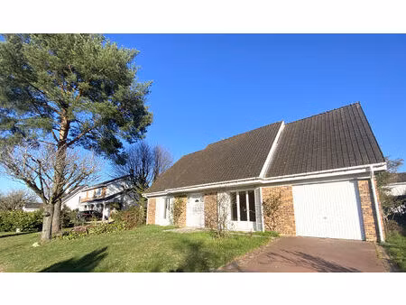 maison individuelle voisins le bretonneux - 7 pièces - 178 m2