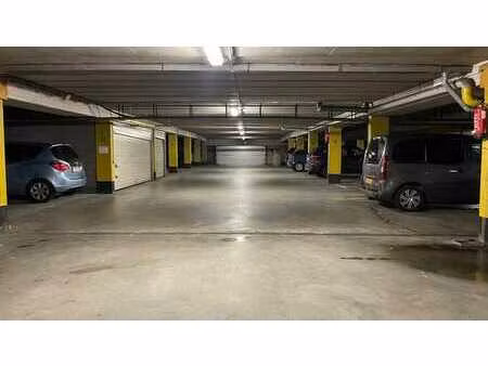 emplacement de parking intérieur n°55