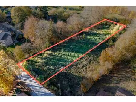 superbe terrain à bâtir idéalement situé