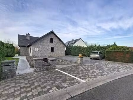 bureau/cabinet polyvalent au centre d'hamois