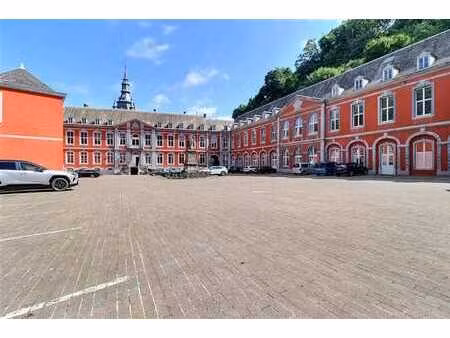 bureaux de +/- 104m2