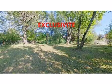 terrain constructible viabilisé à vendre