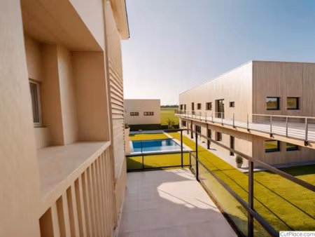 vente locaux professionnels 54 m² à peyruis (04310)  137 000 €