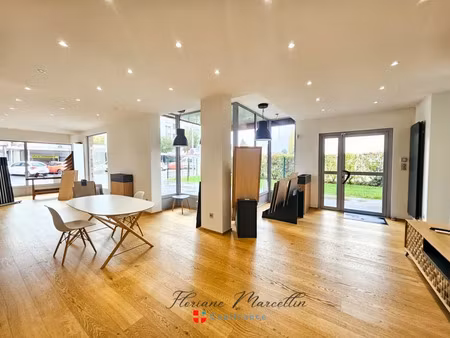 vente locaux professionnels 160 m² à cluses (74300)  256 800 €