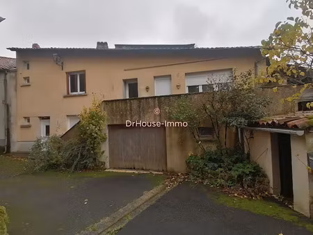 vente immeuble 11 pièces 400 m² à sousceyrac (46190)  138 600 €