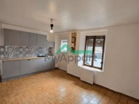 location meublée appartement 3 pièces 60 m² à autreppes (02580)  490 €