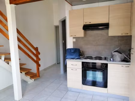 location appartement 2 pièces 23 m² à le chaffaut-saint-jurson (04510)  443 €
