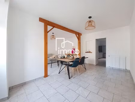 maison 3 pièce(s) 83 m2