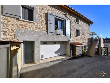 ensemble immobilier composé de 3 appartements à st martin en haut