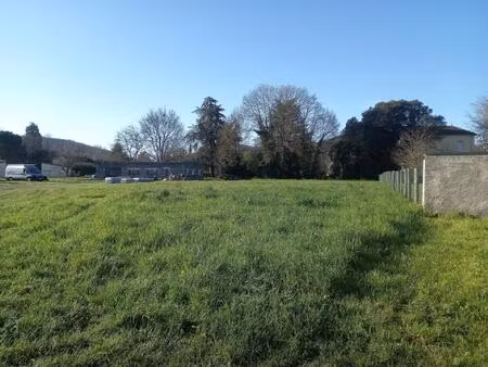 terrain constructible viabilisé