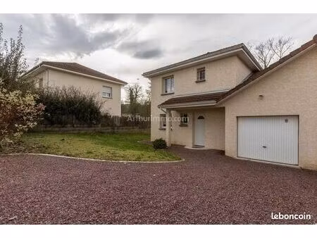 maison 5 pièces 93 m²