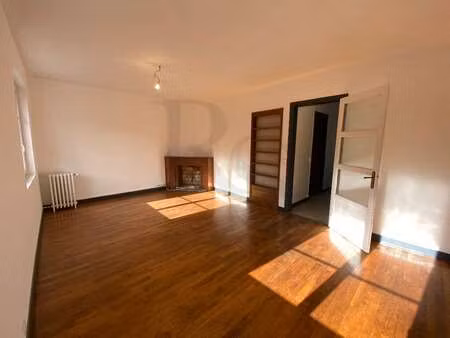 location appartement 5 pièces à domfront (61700) : à louer 5 pièces / 122m² domfront