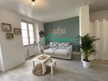 location meublée appartement 1 pièce 25 m² à livry-sur-seine (77000)  710 €