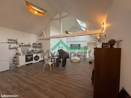 location meublée appartement 80 m² à auffreville-brasseuil (78930)  800 €