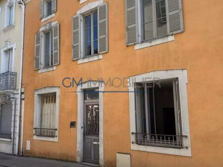 local commercial à louer