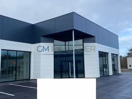 local commercial à louer