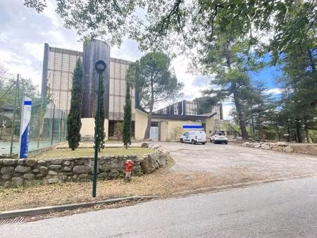 local commercial à vendre