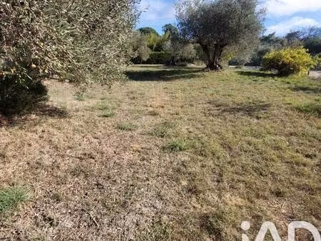 terrain constructible viabilisé à vendre