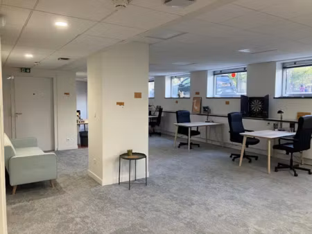 location locaux professionnels 110 m² à lyon 1er (69001)  3 510 €