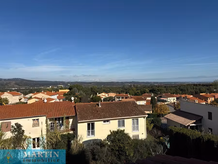 villa 4 faces 5 pieces su 941m2 de terrain