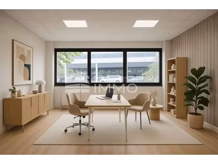 bureau 27 m² à louer - secteur boissy-saint-léger (94) - moderne  climatisé & lumineux - 3