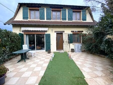 maison familiale 7 pièces 135 m² sur jardin de 814 m² à bennecourt