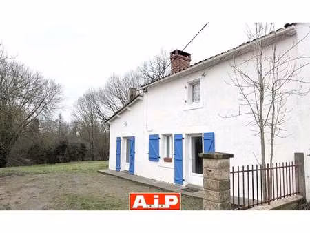 vente maison à saint-maurice-le-girard (85390) : à vendre / 100m² saint-maurice-le-girard