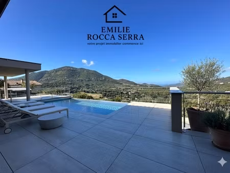 villa contemporaine à vendre à 8 min de ajaccio - magnifique villa de standing avec piscin