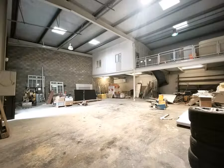 local d'activité - 320m² - 2 portes sectionnelles - deuil-la-barre