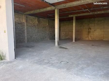 emplacement garage à louer