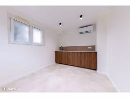 cabinet paramédical à louer – tassin la demi-lune - 3 salles de consultation – rdc avec ja