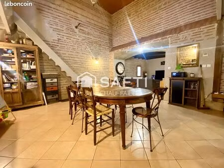 propriété 5 pièces 133 m²