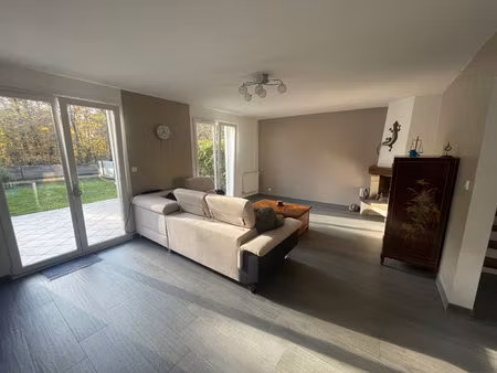 richardménil maison en parfait avec terrasse et jardin