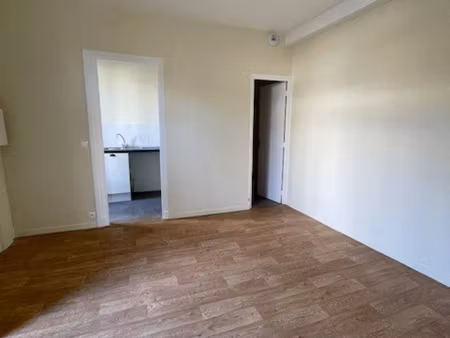 à louer - pavillon indépendant avec jardin à antony