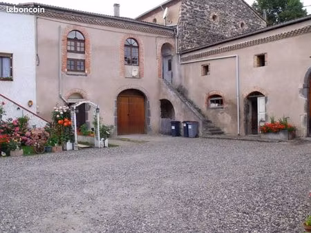 haut de maison de bourg proche 63500 issoire