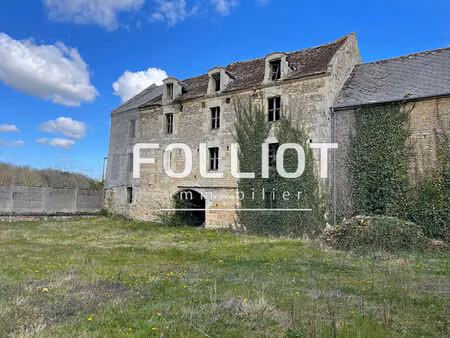 à vendre - ancien corps de ferme en pierres à réhabiliter - laize-clinchamps (proximité ca