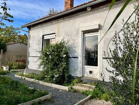 vente maison à l'île-d'elle (85770) : à vendre / 108m² l'île-d'elle
