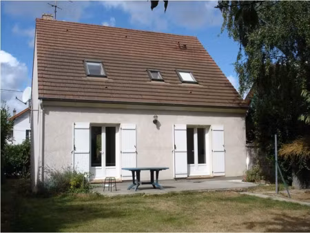 location villa 5 pièces 104 m² à athis-mons (91200)  1 539 €