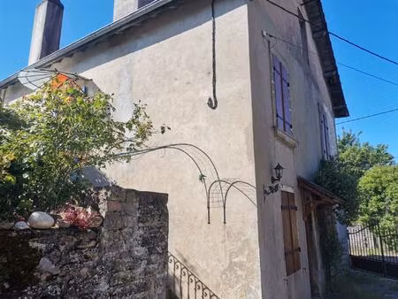 a saisir   investissement ou 1 er achat!!!