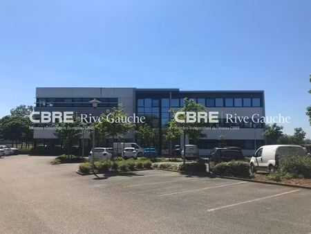 location local professionnel 851m² entzheim 67960