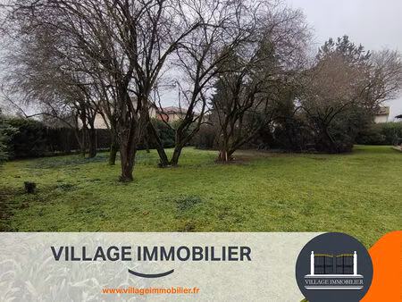 mions - terrain à bâtir