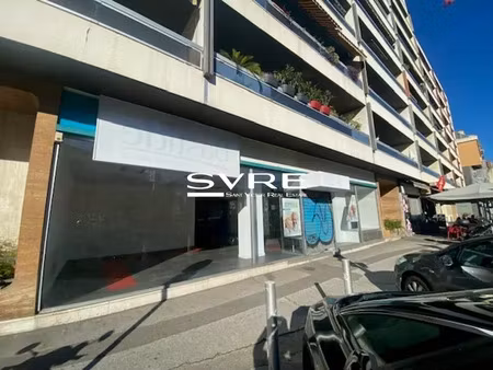 local commercial - stockage a louer